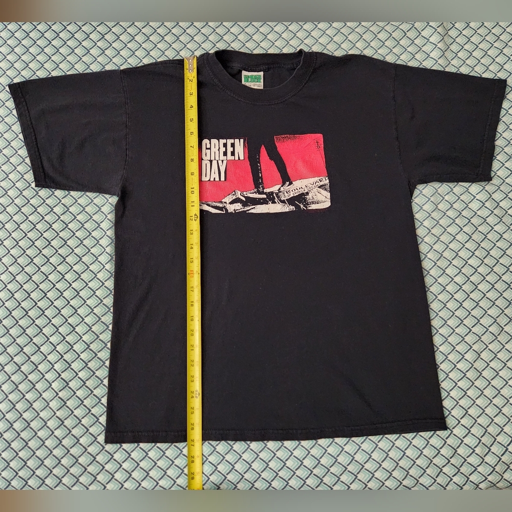 Green Day Shirt - Picture 3 of 11